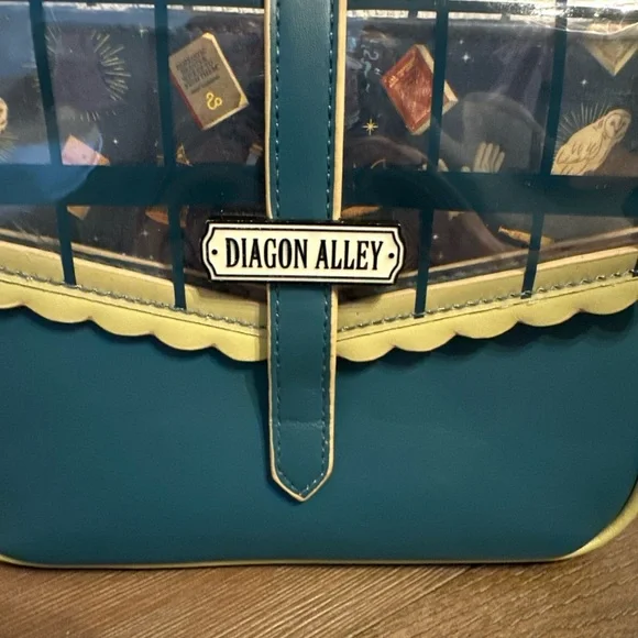 Loungefly Harry Potter - Diagon Alley Crossbody Bag Retired - Picture 2 of 9